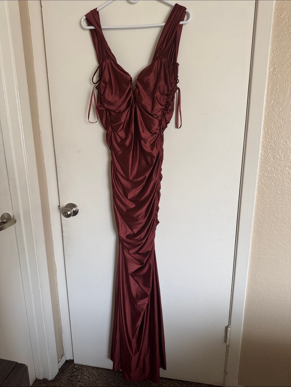 Elegant Ruched Satin Maxi Dress in Burgundy